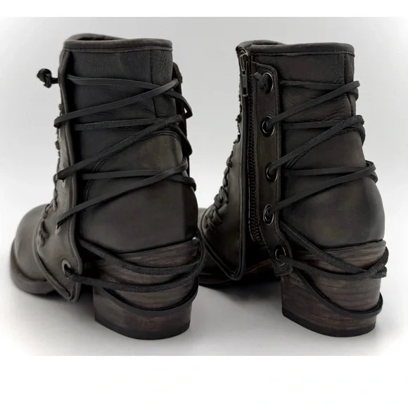 Freebird Cedrick | Black | Sz 8 - Women’s Leather Booties EUC - Picture 7 of 11